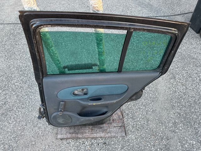 bontott RENAULT CLIO II Jobb hátsó Ajtó (Részeivel)