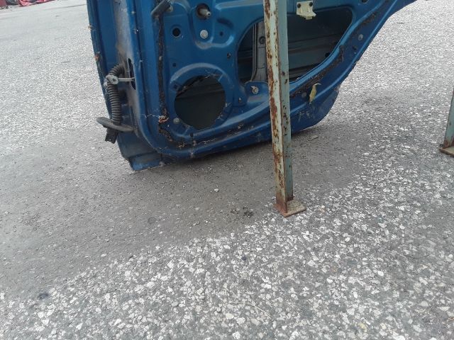 bontott RENAULT CLIO II Jobb hátsó Ajtó (Üres lemez)