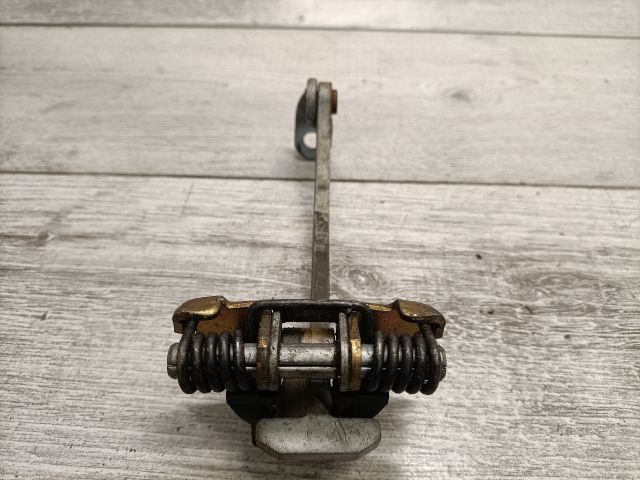 bontott RENAULT CLIO II Jobb hátsó Ajtóhatároló