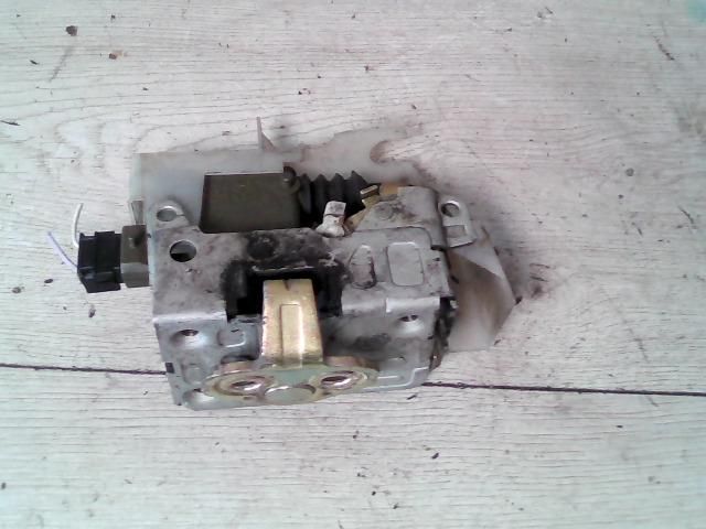 bontott RENAULT CLIO II Jobb hátsó Ajtózár