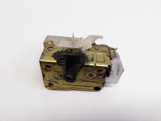 bontott RENAULT CLIO II Jobb hátsó Ajtózár