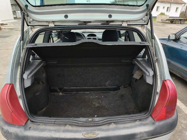 bontott RENAULT CLIO II Jobb hátsó Biztonsági Öv Csat