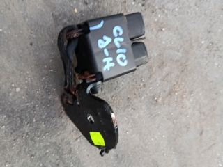 bontott RENAULT CLIO II Jobb hátsó Biztonsági Öv Csat