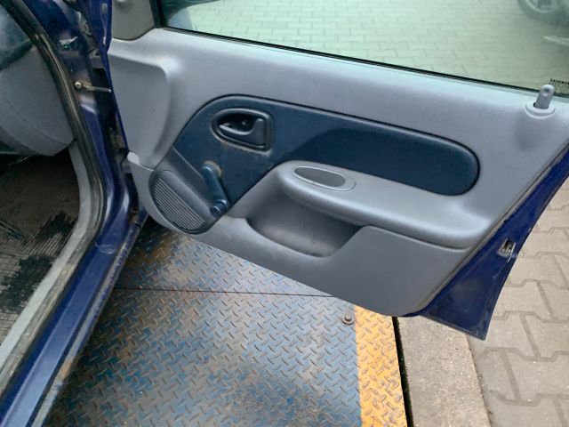 bontott RENAULT CLIO II Jobb hátsó Biztonsági Öv