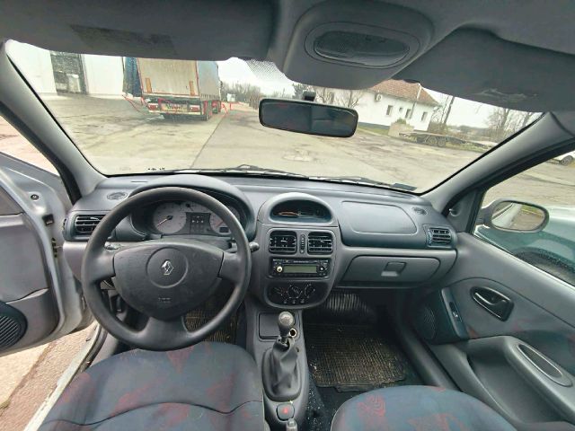 bontott RENAULT CLIO II Jobb hátsó Biztonsági Öv