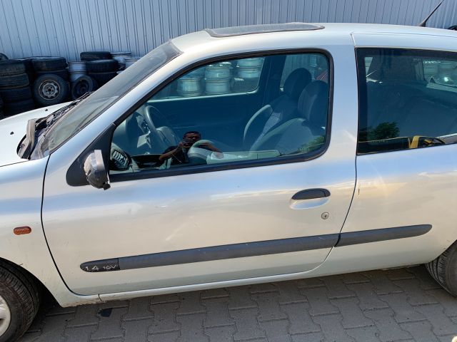 bontott RENAULT CLIO II Jobb Hátsó Lámpa