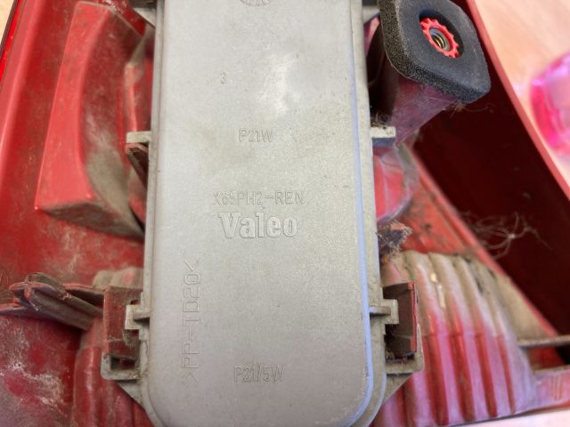 bontott RENAULT CLIO II Jobb Hátsó Lámpa