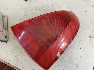 bontott RENAULT CLIO II Jobb Hátsó Lámpa