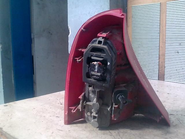 bontott RENAULT CLIO II Jobb Hátsó Lámpa