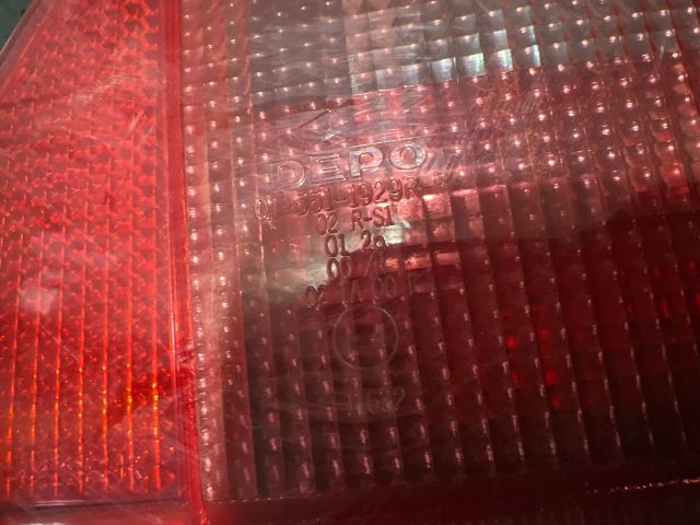 bontott RENAULT CLIO II Jobb Hátsó Lámpa