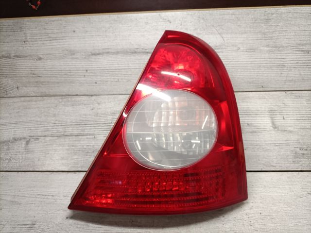 bontott RENAULT CLIO II Jobb Hátsó Lámpa