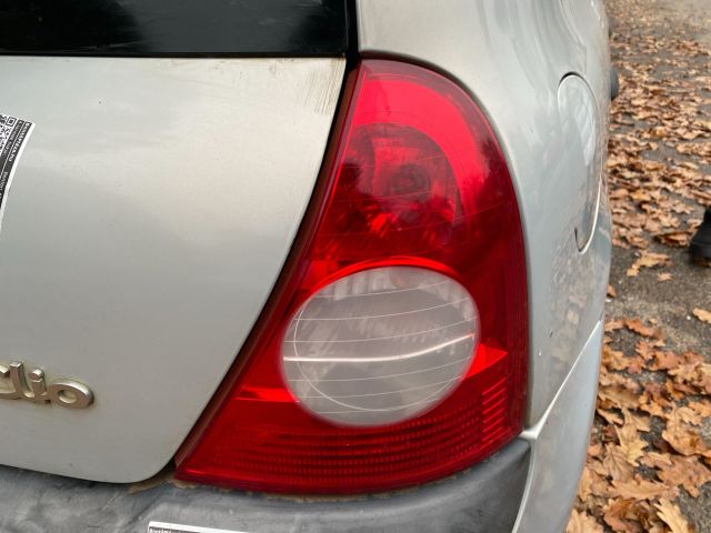 bontott RENAULT CLIO II Jobb Hátsó Lámpa