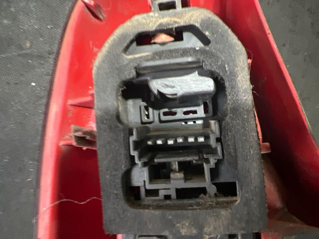 bontott RENAULT CLIO II Jobb Hátsó Lámpa