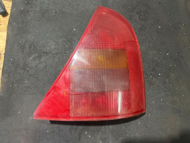 bontott RENAULT CLIO II Jobb Hátsó Lámpa