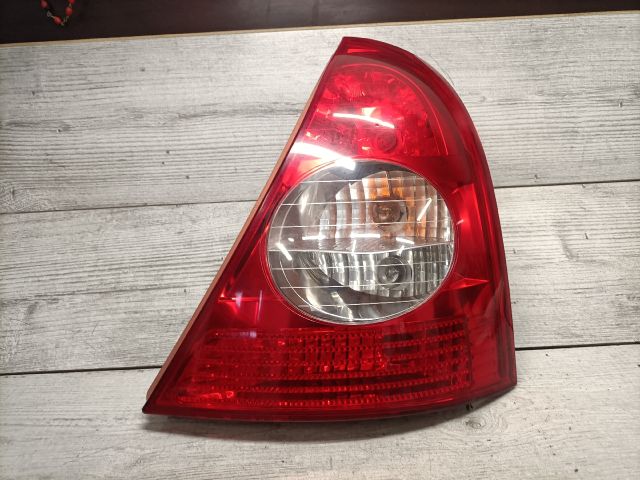 bontott RENAULT CLIO II Jobb Hátsó Lámpa