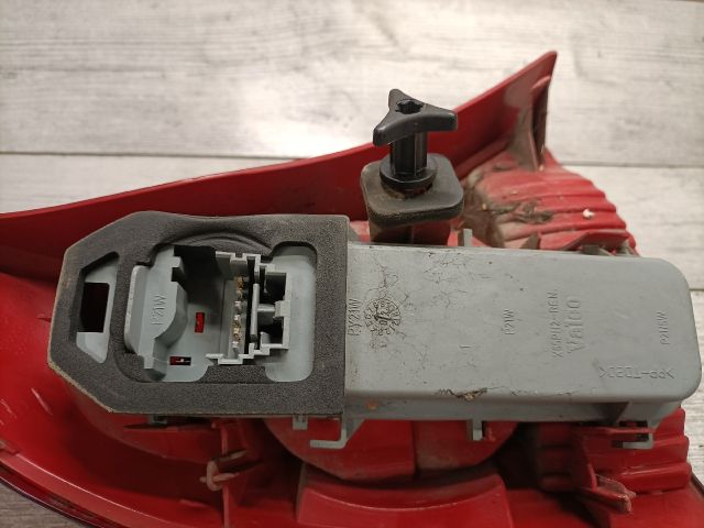 bontott RENAULT CLIO II Jobb Hátsó Lámpa