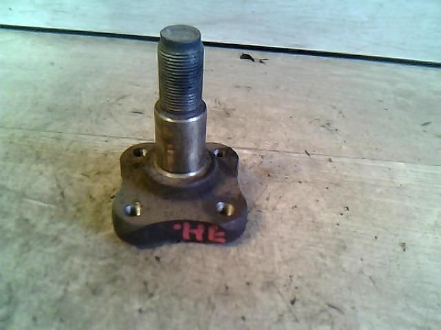 bontott RENAULT CLIO II Jobb hátsó Tengelycsonk