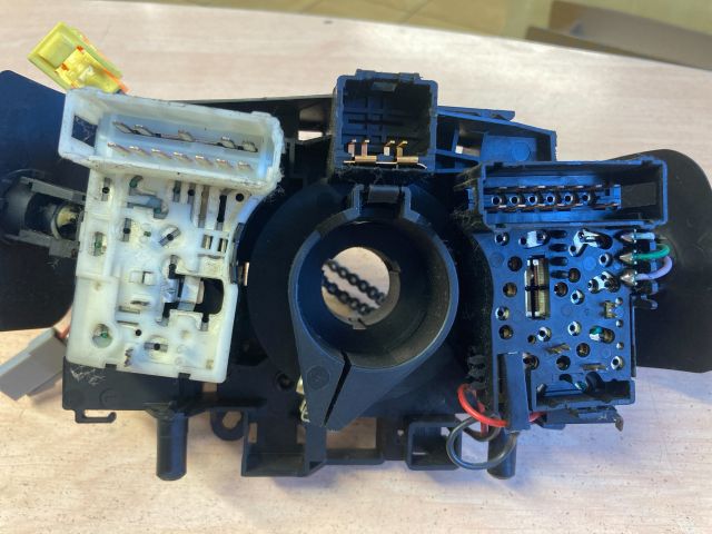 bontott RENAULT CLIO II Jobb Kormánykapcsoló Ablaktörlő