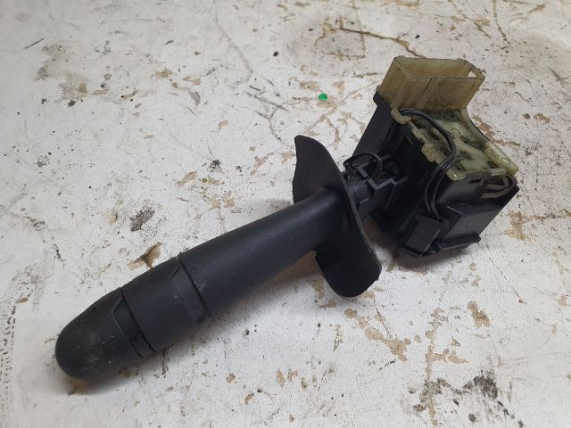 bontott RENAULT CLIO II Jobb Kormánykapcsoló Ablaktörlő