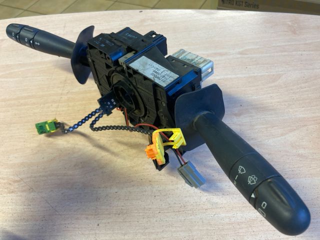 bontott RENAULT CLIO II Jobb Kormánykapcsoló Ablaktörlő