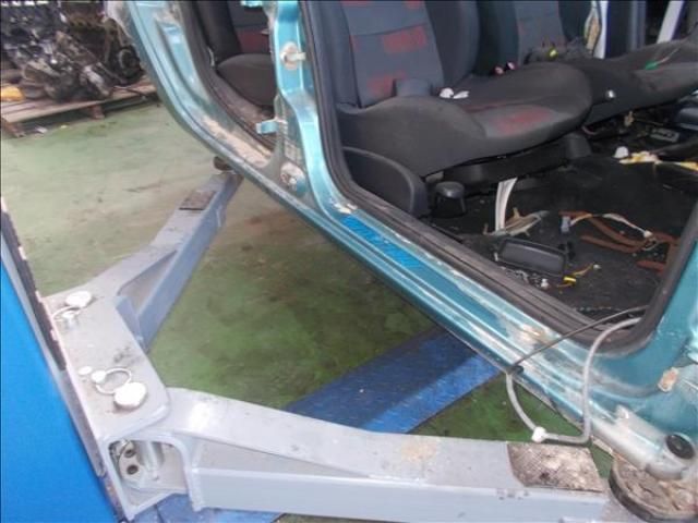 bontott RENAULT CLIO II Jobb Küszöb