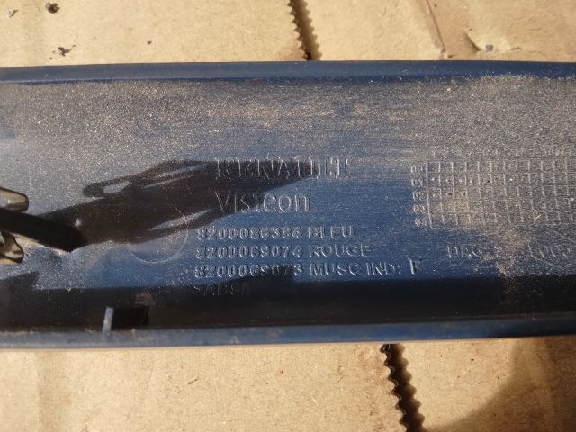 bontott RENAULT CLIO II Jobb Műszerfal Díszléc