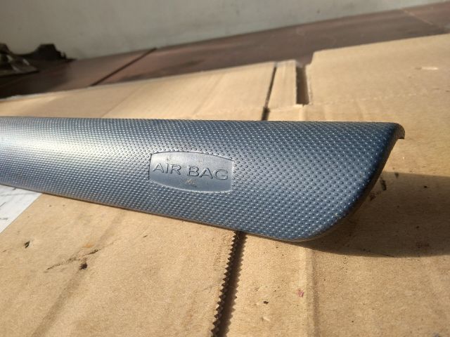 bontott RENAULT CLIO II Jobb Műszerfal Díszléc