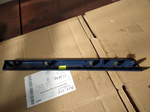 bontott RENAULT CLIO II Jobb Műszerfal Díszléc