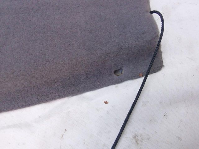 bontott RENAULT CLIO II Kalaptartó