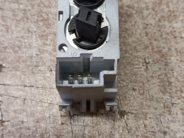 bontott RENAULT CLIO II Kapcsoló (Magában)