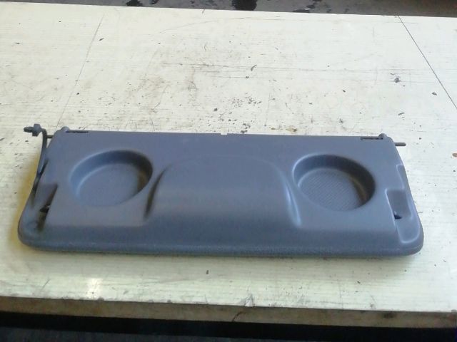 bontott RENAULT CLIO II Kesztyűtartó Ajtó