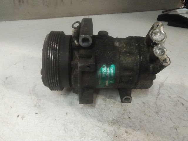 bontott RENAULT CLIO II Klímakompresszor