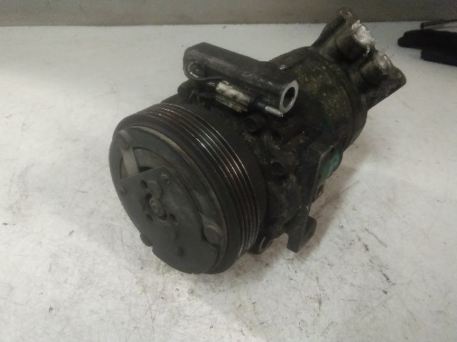 bontott RENAULT CLIO II Klímakompresszor