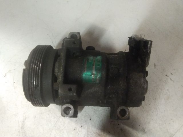 bontott RENAULT CLIO II Klímakompresszor