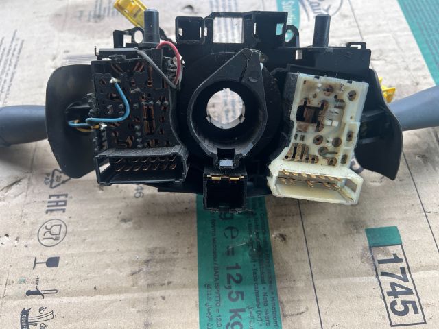 bontott RENAULT CLIO II Komplett Kormánykapcsoló (Bajuszkapcsoló)