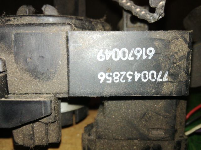 bontott RENAULT CLIO II Komplett Kormánykapcsoló (Bajuszkapcsoló)