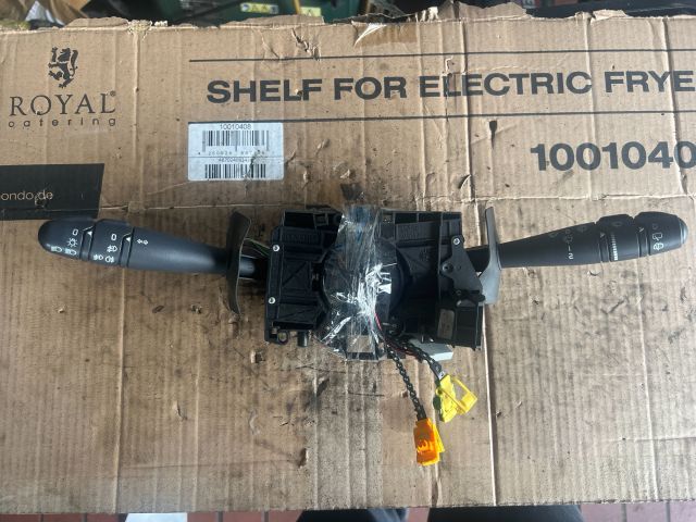 bontott RENAULT CLIO II Komplett Kormánykapcsoló (Bajuszkapcsoló)