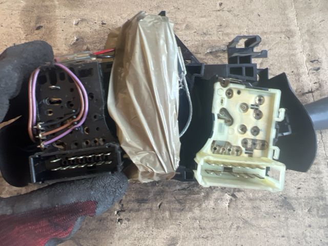 bontott RENAULT CLIO II Komplett Kormánykapcsoló (Bajuszkapcsoló)