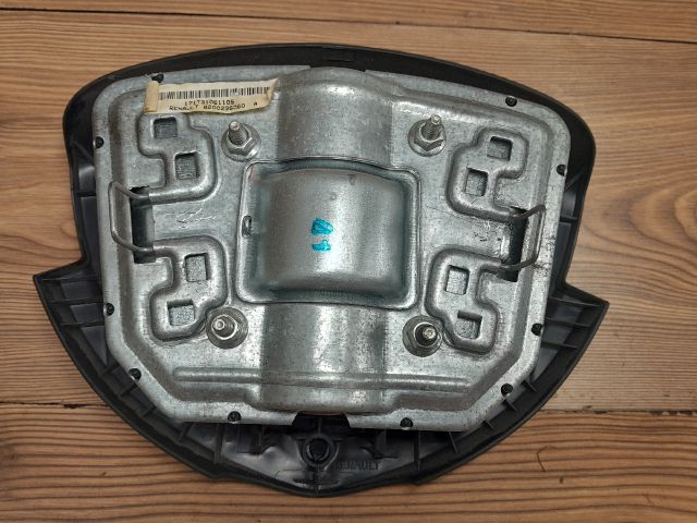 bontott RENAULT CLIO II Kormánylégzsák