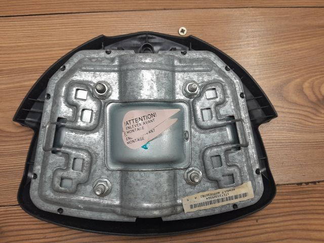 bontott RENAULT CLIO II Kormánylégzsák