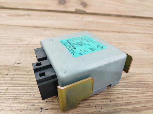 bontott RENAULT CLIO II Kormányoszlop Vezérlő