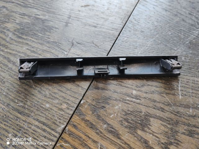 bontott RENAULT CLIO II Középső Műszerfal Díszléc