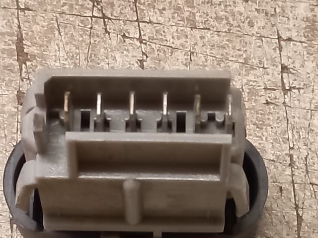 bontott RENAULT CLIO II Központizár Kapcsoló