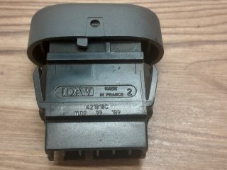 bontott RENAULT CLIO II Központizár Kapcsoló