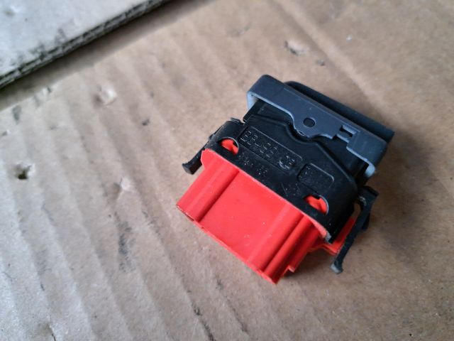 bontott RENAULT CLIO II Központizár Kapcsoló