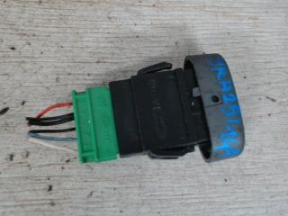 bontott RENAULT CLIO II Központizár Kapcsoló