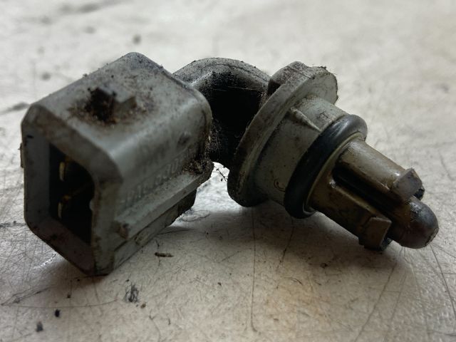 bontott RENAULT CLIO II Külső Hőmérséklet Érzékelő