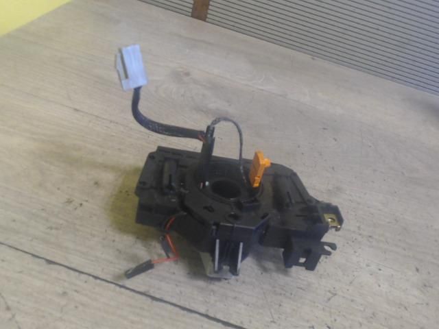 bontott RENAULT CLIO II Légzsák Átvezető Szalagkábel