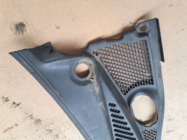 bontott RENAULT CLIO II Levélrács