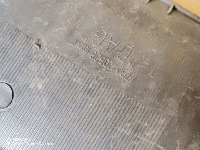 bontott RENAULT CLIO II Levélrács